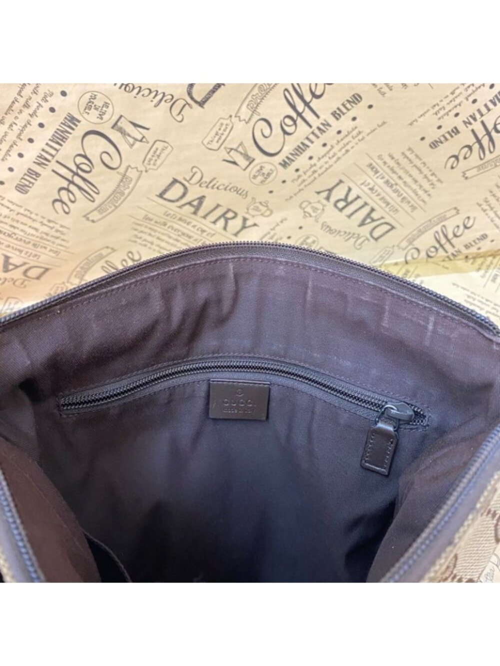 ★SOLD★ Gucci Shoulder Bag GG Canvas Crossbody Brown Perforated - Picture 15 of 16